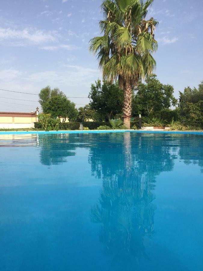 Villa Pilonga Dos Hermanas Εξωτερικό φωτογραφία